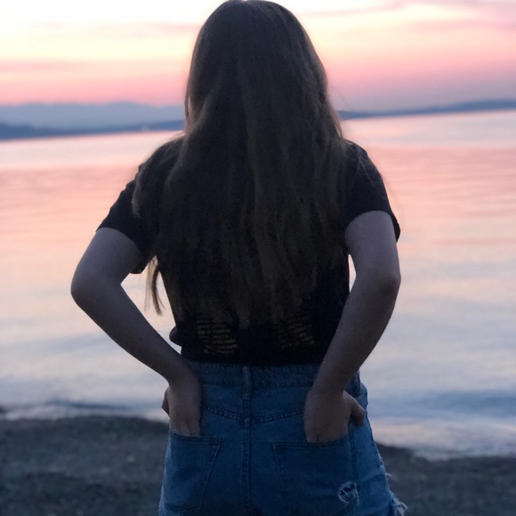 Meet your Posher, Harmony - Picture 1 of 1